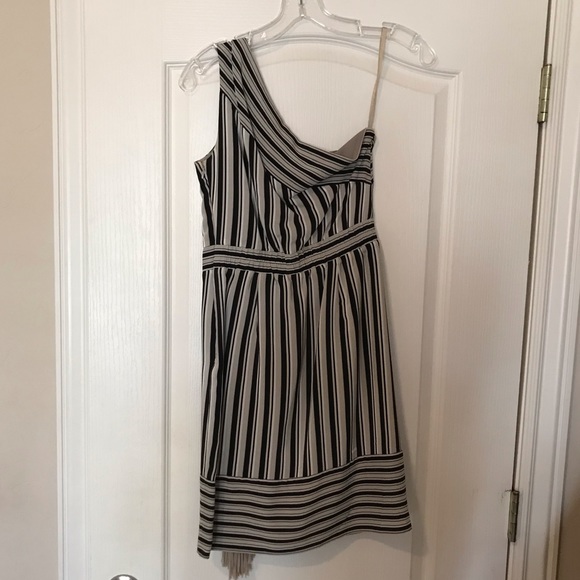 BCBG MaxAzria dress - Picture 2 of 4